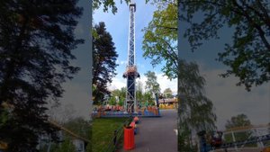 Парк аттракционов. Американские горки. Диво остров. Санкт Петербург.