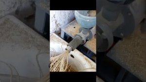 гранулятор-экструдер в работе