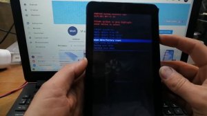 Сброс настроек/hard reset. Digma Hit. Удаляем графический ключ.