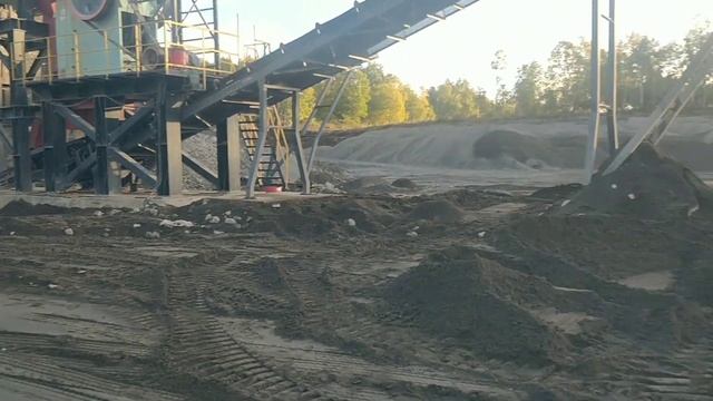 Рабочий процесс дробильно-сортировочного комплекса
