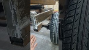 двухосный прицеп с передней поворотной осью! 4,10 на 1,80 м.