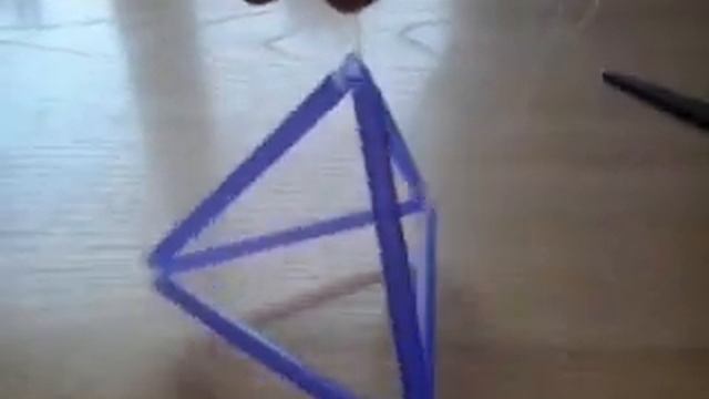 Как сделать геометрические фигуры из пластиковых трубочек? смотреть онлайн