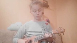 РАЗБОР НА УКУЛЕЛЕ НА ПЕСНЮ В.ЦОЯ "ВОСЬМИКЛАССНИЦА"