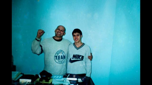 Владимир Владимирович Любимов и его ученики - песня "Дорогие мои ученики" (муз. и сл.: В. Любимова)