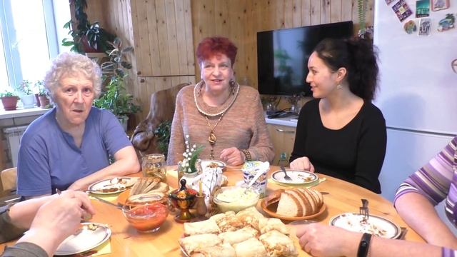 Солёные  Ложноопята кирпично-красные и Сыроежки.