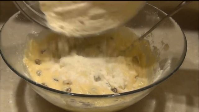 Творожные булочки с изюмом. Свежая выпечка за 20 минут от YuLianka1981 смотреть онлайн