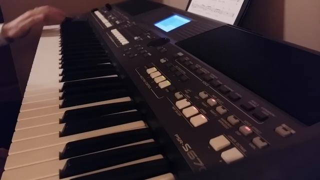 Simply A Love Song - on Yamaha PSR-S670 смотреть онлайн