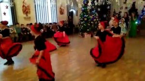 САМЫЙ ЛУЧШИЙ ИСПАНСКИЙ ТАНЕЦ!!! 4 класс НОВЫЙ ГОД 2019!!!