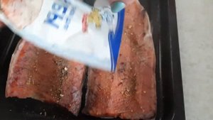Малосольная Горбуша , вкусно и быстро ))