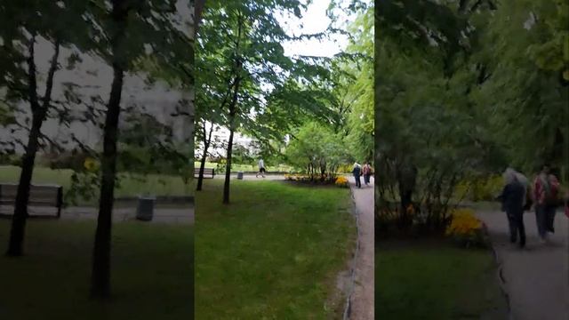 сад Аничкова дворца в Санкт-Петербурге