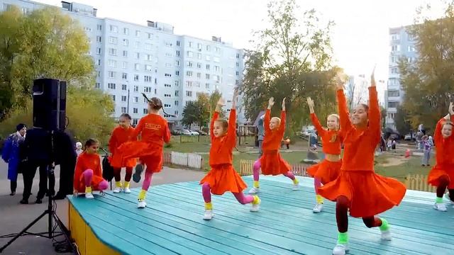 Народный ансамбль современной хореографии "Акцент" КДЦ им. В. И. Ленина г. Казань
