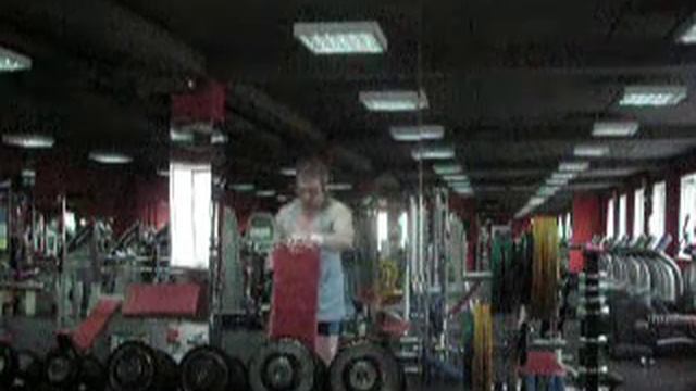 Махи гантелью 11кг смотреть онлайн