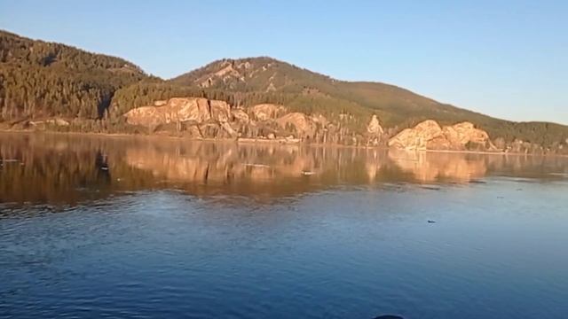 Овсянка на берегу реки Енисей, 01.11.22#рыбаковиздивногорска# смотреть онлайн