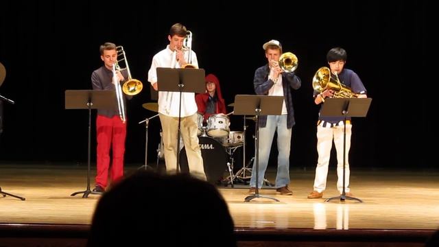 Thrift Shop - Trombone смотреть онлайн