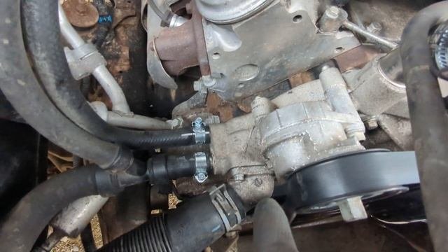Замена помпы охлаждения GM 4.8 5.3 6.0 2000-2006 Tahoe, Suburban, Escalade, Yukon, Sierra, Silverad