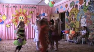 Танец: "Пчелки и Бабочки"