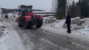 КИРОВЕЦ К-525 развернуло как игрушку! Транспортировка тяжёлого прицепа.