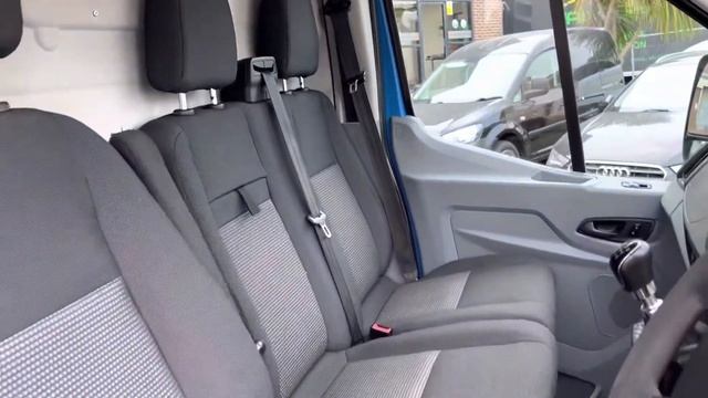 Ford Transit 2.2 TDCi 350 RWD L2 H3 смотреть онлайн