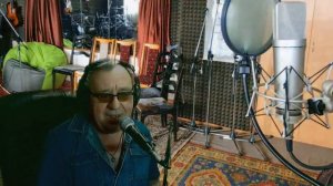 На белом покрывале января