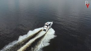 Merry Fisher 895: для чего на лодке нужны два двигателя? И влияет ли это на скорость?