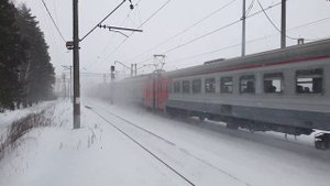 Электропоезд ЭД4М-0242