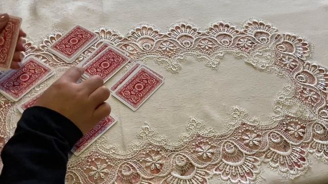 ♣️ король его мысли?ревнует ли он ♥️даму ? и чуства ?( треугольник)#гадание #гаданиеонлайн #расклад