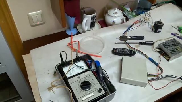 Дело на одну трубку. Мастерская Василия Александровича. Ремонт утюга смотреть онлайн