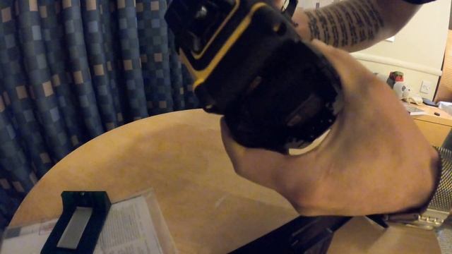 Dewalt DCLE34031N (Unboxing)