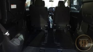 Toyota Voxy Hybrid X 2014