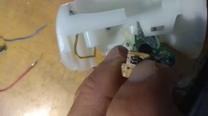 Air Wick не принимает баллоны, горит красная лампочка. Лучшее решение.