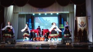 Народный коллектив народного танца "Каблучок" -  Возле речки, возле моста