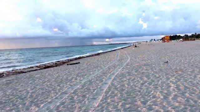 УРАГАН ИРМА В МАЙАМИ, ИНФО ПРО ОТДЫХ НА ПЛЯЖЕ // Hurricane Irma in Miami смотреть онлайн