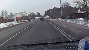 Езда без правил. Пересечение сплошной линии разметки.
