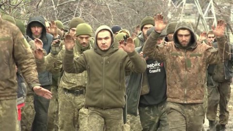 Более тысячи украинских морпехов, в том числе офицеры, прекратили сопротивление в Мариуполе