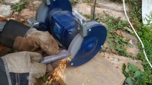 Изготовление зубило в кузнечной мастерской. Закалка и тестирование инструмента