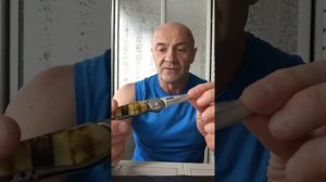 ВЫкидные автоматические ножи, конструкция замков, фиксирующих лезвие.