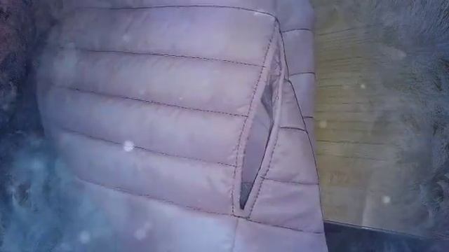 Как сшить куртку для ребенка стеганную деми розовую короткую с цельнокройным капюшеном на кнопках смотреть онлайн