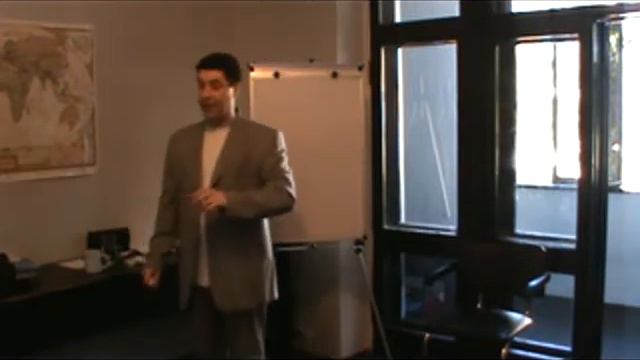 НФС "ULPA" часть 2. Что такое кризис.avi смотреть онлайн