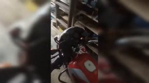 Держатель для телефона на мотоцикл bajaj boxer