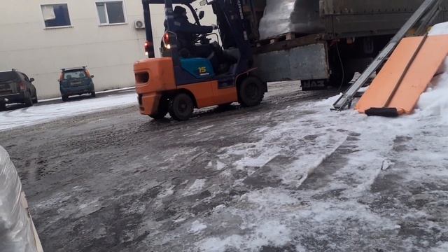 грузов и ставок нет. Февраль вроде не високосный. #дальнобой #грузоперевозки #пятитонник #маз #man