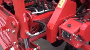 Транспортное устройство для перевозки сеялки СЗ-5,4 по дорогам общего пользования.