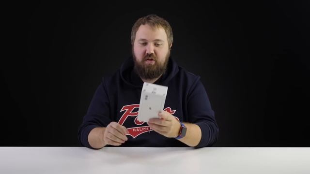 Самый дешевый iPad 2020 (8G) и iPadOS 14 - распаковка, звонок бабушке и что там нового...
