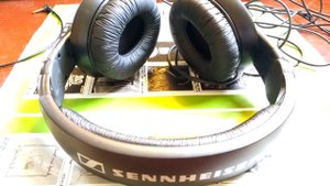 ОПТИМАЛЬНЫЕ НАУШНИКИ ДЛЯ ДИДЖЕЯ - Sennheiser HD 205