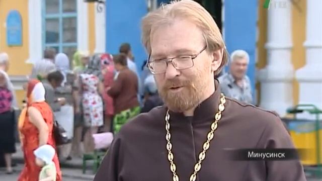 Святая Матрона в Минусинске собрала тысячи прихожан смотреть онлайн