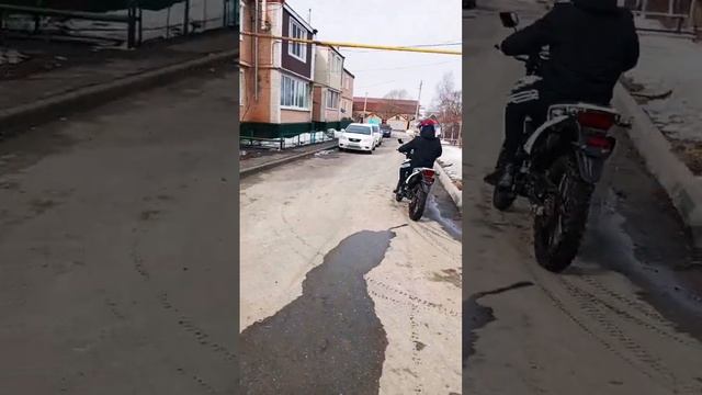 катаем ?? #сезоноткрыт #рек #рекомендации #реки #мото #мотоцикл #motoland смотреть онлайн