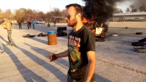 сожгли машину после того как заклинил мотор