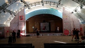 Бесплатные уроки танцев в Екатерининском парке, Москва. Июнь 2022