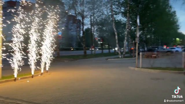 Холодные сценические фонтаны на свадьбу в Кирове