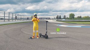 Acer ES Series 5 tested by Romain Grosjean at Indy 500!