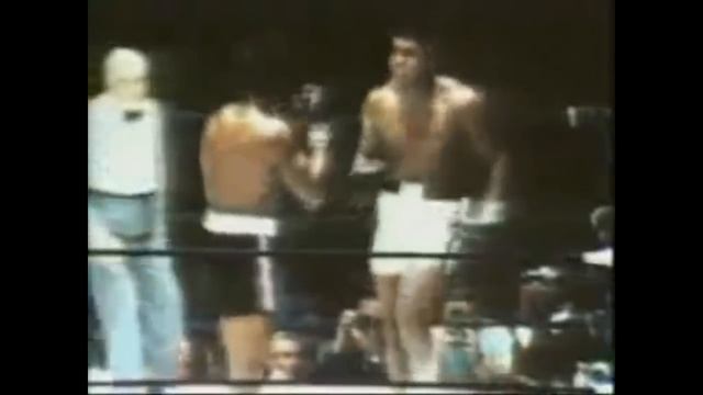 И.Бродский о Мухаммеде Али. Боксер- поэт( РАУНД 3) смотреть онлайн